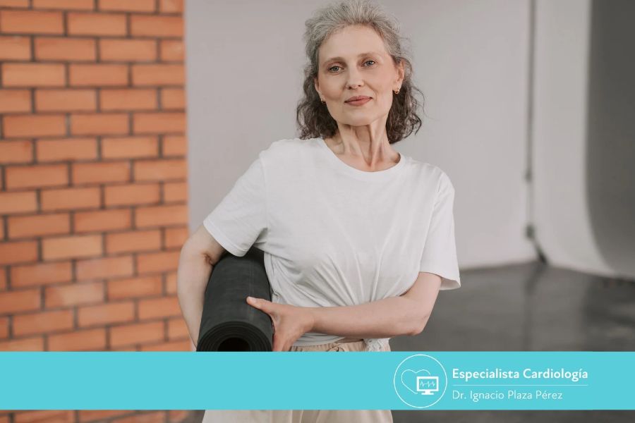 ¿Por qué aumenta el riesgo cardiovascular en las mujeres a partir de los 50?